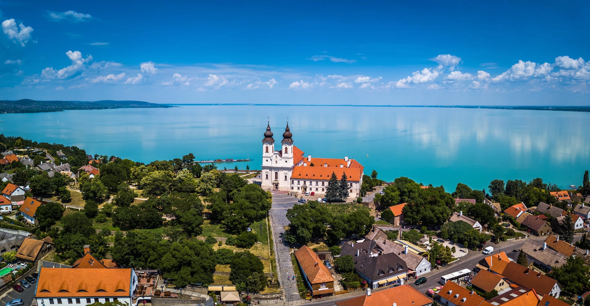 Hungary residence permit by investment