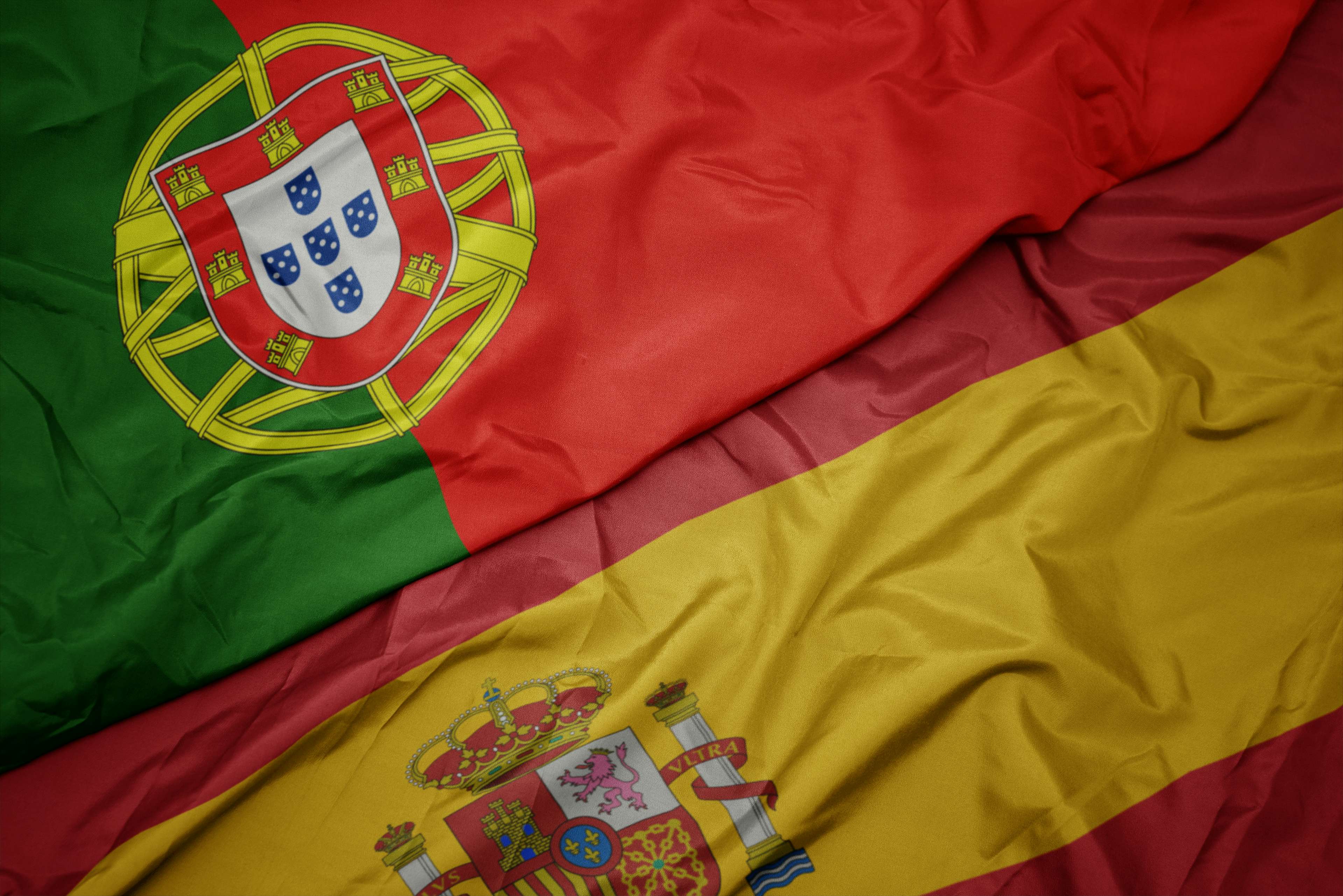 Comparison of Spain and Portugal Golden Visa Programs