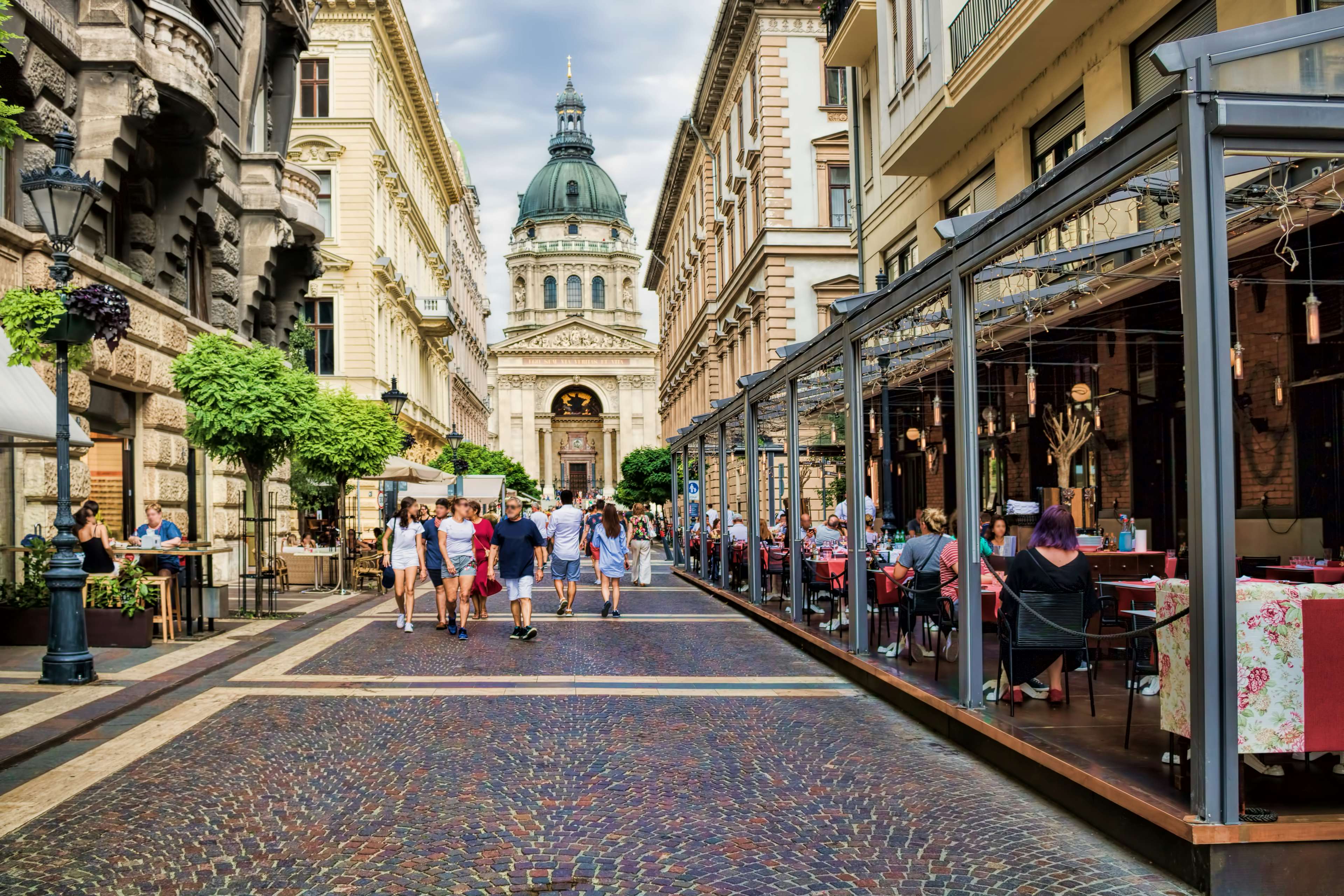 Hungary Golden Visa: Costs, Terms and Benefits