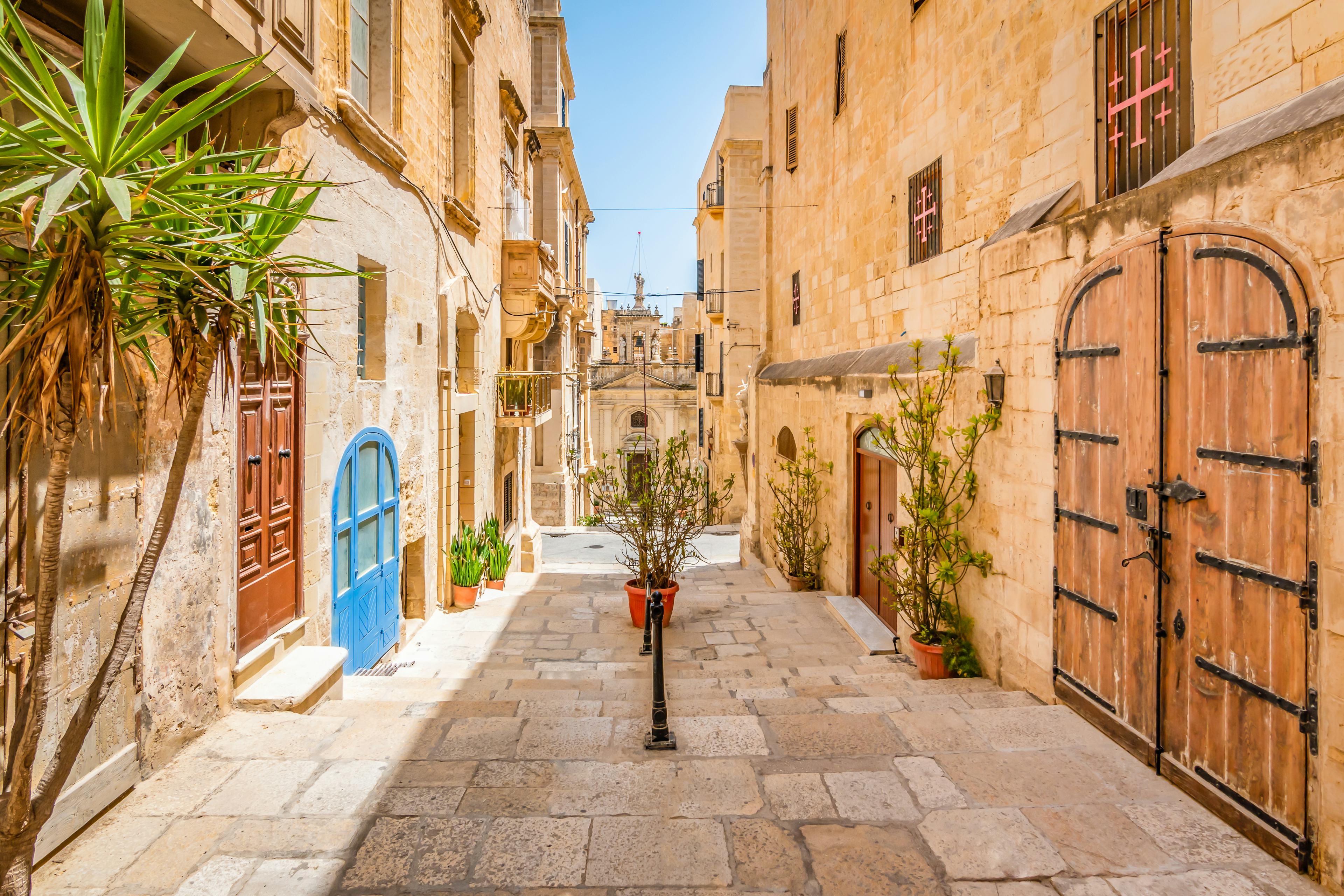 Malta Permanent Residence: Benefits and Drawbacks